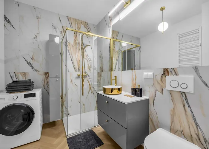 Lägenhet 61m2 Wlochy - Parking, Gym, Balcony, Workspace - By Rentujemy *