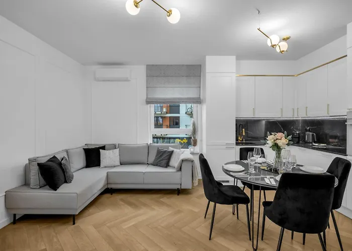 Διαμέρισμα 61m2 Wlochy - Parking, Gym, Balcony, Workspace - By Rentujemy Βαρσοβία