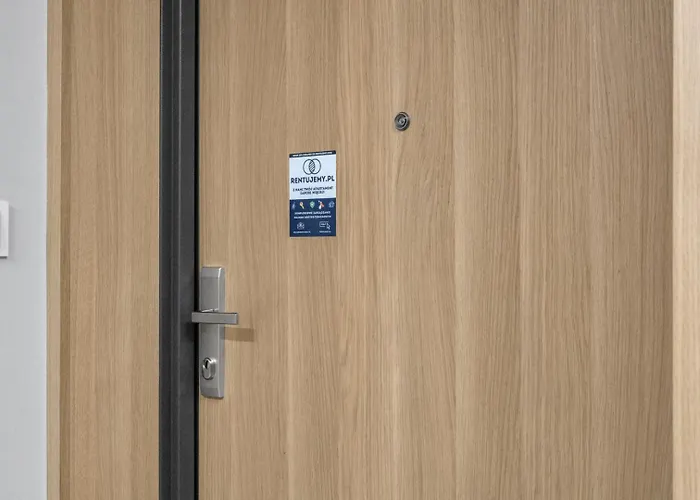 61m2 Wlochy - Parking, Gym, Balcony, Workspace - By Rentujemy * Βαρσοβία